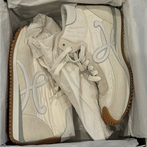 New Loewe unisex high top white Swede